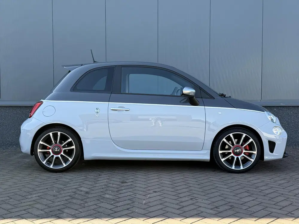 Abarth 595 1.4 T-Jet Turismo 70th Anniversary BEATS uit 2019, foto 8