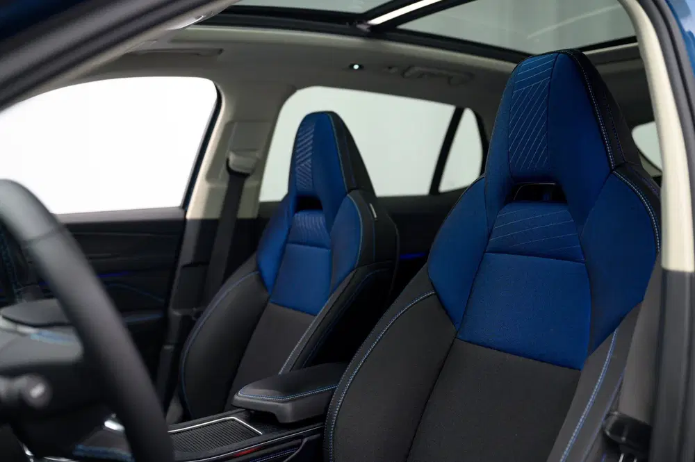 Lynk & Co 01 1.5 261PK Plug-in Hybrid uit 2022, foto 6
