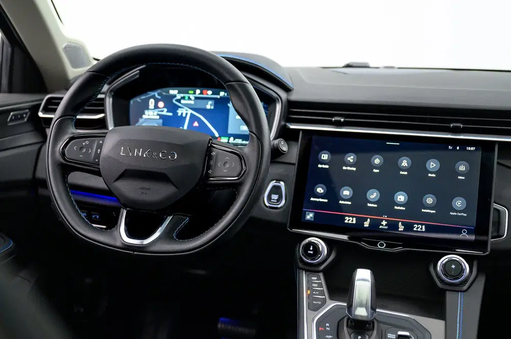 Lynk & Co 01 1.5 261PK Plug-in Hybrid *360 Camera* Pano uit 2023, foto 7