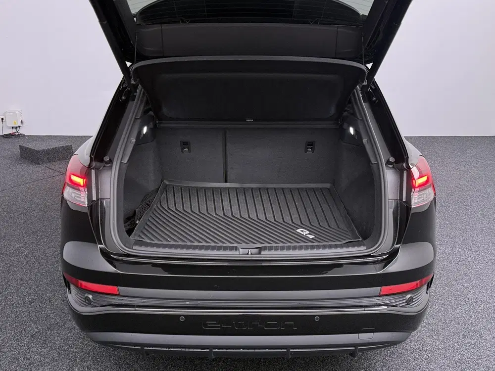 Audi Q4 e-tron 40 S edition 77 kWh uit 2023, foto 8