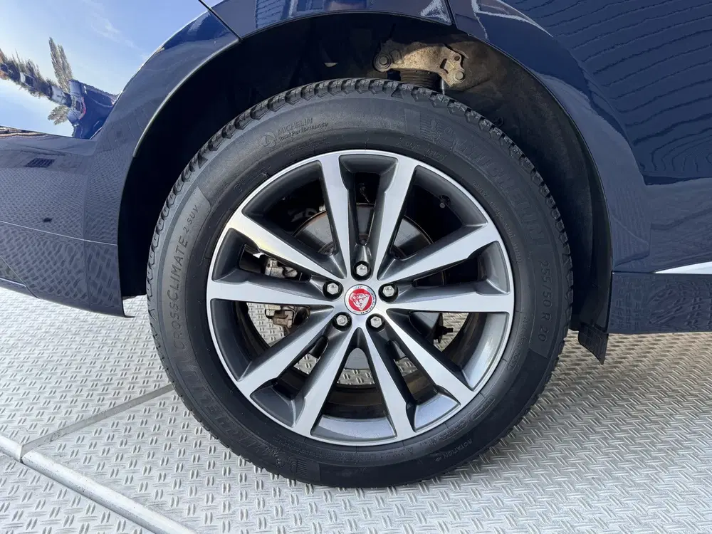 Jaguar F-Pace 2.0 P400e PHEV R-Dynamic SE uit 2022, foto 8