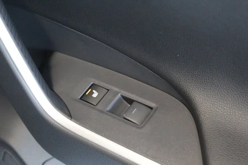 Toyota RAV 4 Plug-in Hybrid 4x4 Teamplayer uit 2026, foto 7