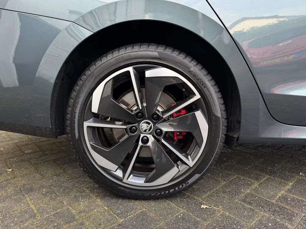 Skoda Octavia 1.4 TSI RS iV PHEV Business SOH 95 uit 2021, foto 10