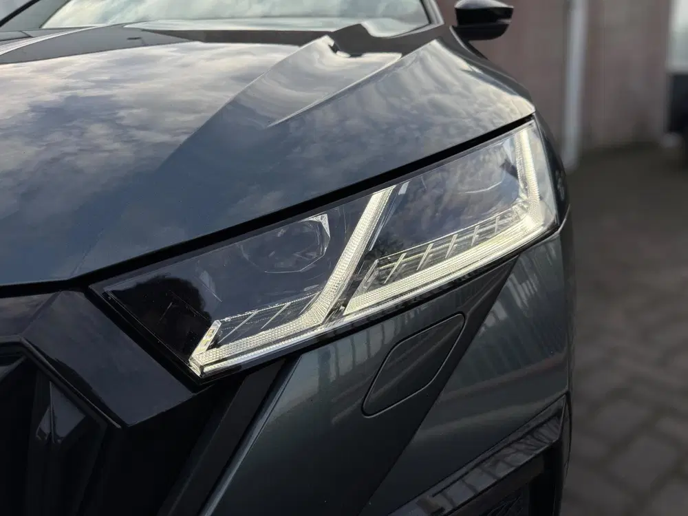 Skoda Octavia 1.4 TSI RS iV PHEV Business SOH 95 uit 2021, foto 7