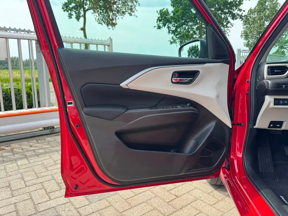 Suzuki Swift 1.2 Select Smart Hybrid CAMERA uit 2026, foto 12