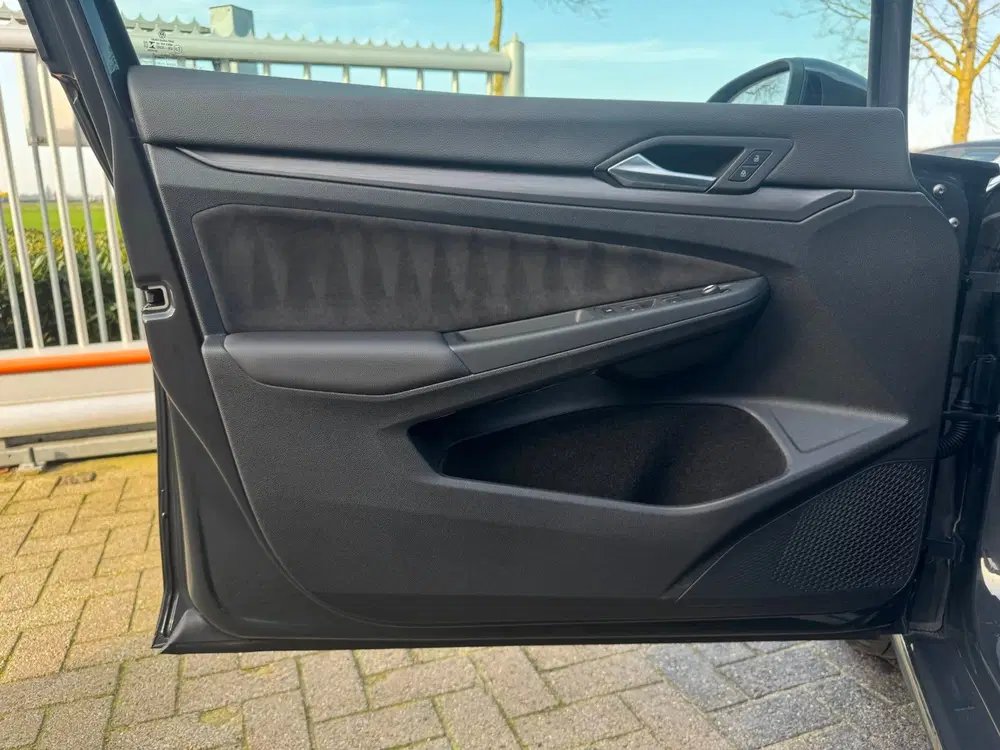 Volkswagen Golf 1.5 TSI Style ERGOACTIVE uit 2022, foto 11