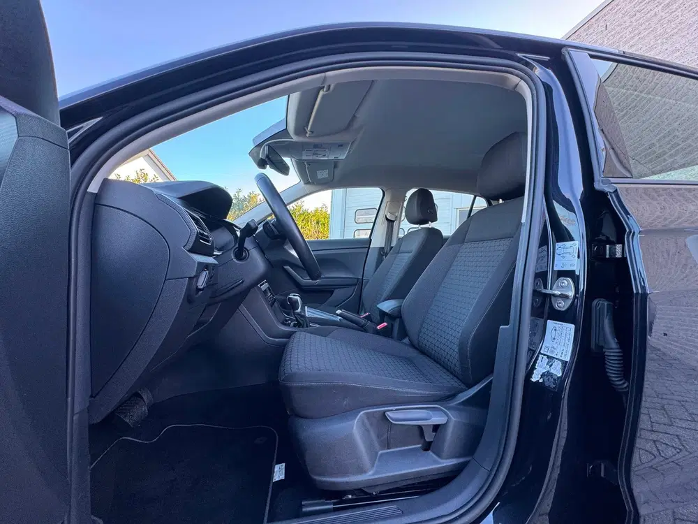 Volkswagen T-Cross 1.0 TSI Life CAMERA uit 2022, foto 13