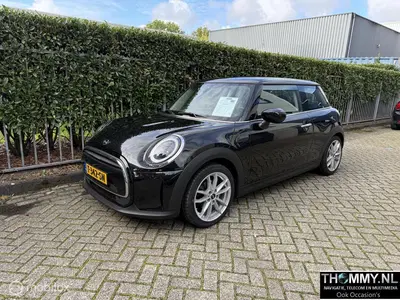 Mini Cooper 1.5 Cooper Essential automaat 2023 uit 2023