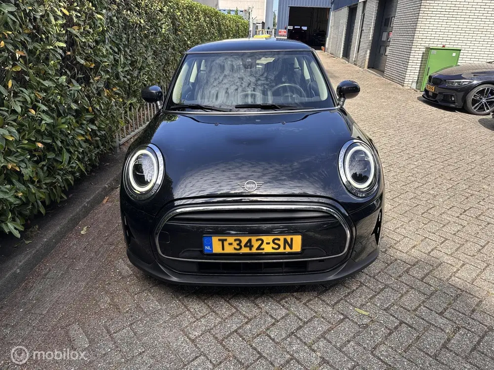 Mini Cooper 1.5 Cooper Essential automaat 2023 uit 2023, foto 5