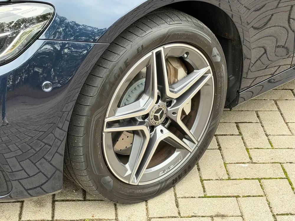Mercedes-Benz E-Klasse 300 e AMG Line uit 2023, foto 7