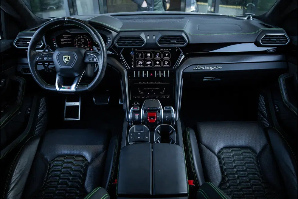 Lamborghini Urus 4.0 V8 uit 2023, foto 9