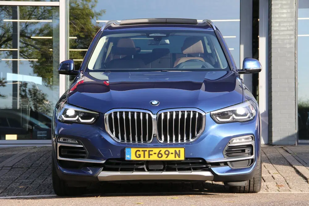 BMW X5 XDrive45e High Executive PANO-DAK BTW-AUTO uit 2020, foto 2