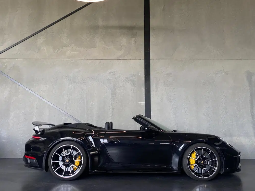 Porsche 911 3.8 Turbo S uit 2021, foto 12