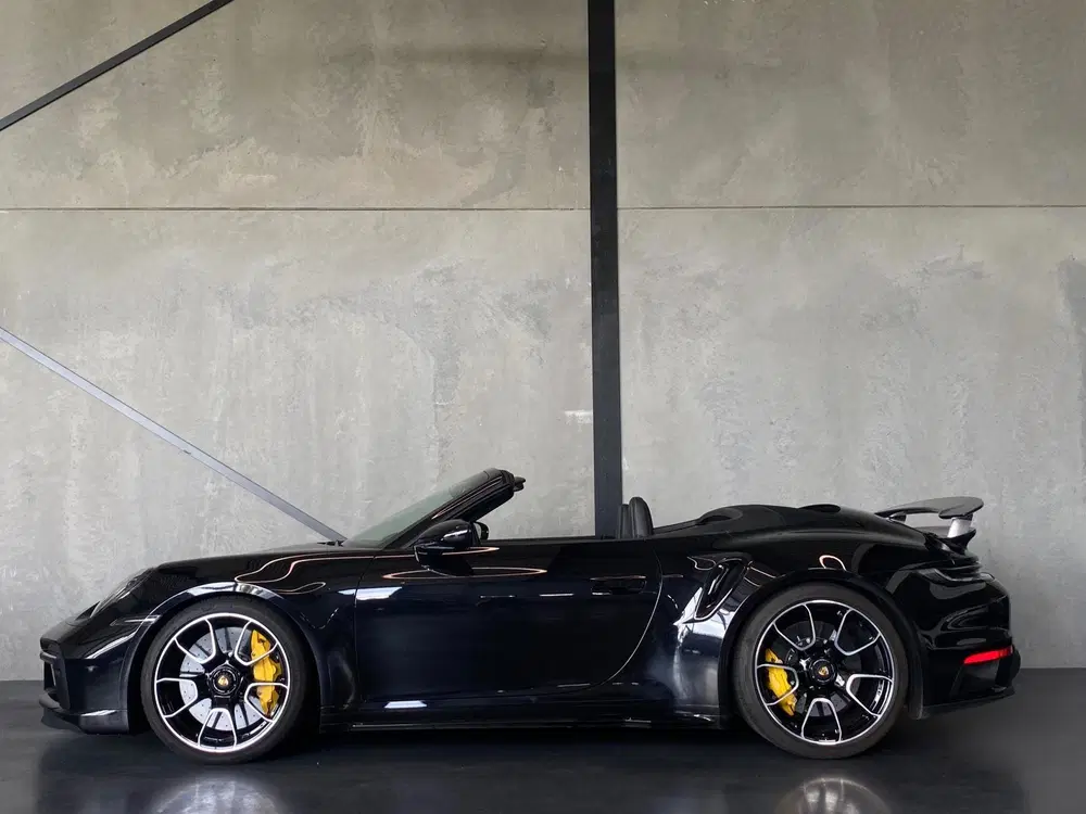 Porsche 911 3.8 Turbo S uit 2021, foto 4