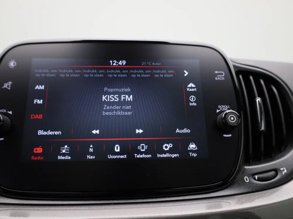 Fiat 500 1.0 Hybrid Dolcevita uit 2023, foto 15