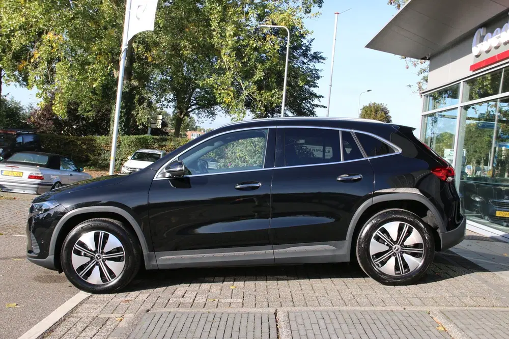 Mercedes-Benz EQA 250+ Business Edition 71 kWh PANO-DAK SOH uit 2023, foto 5