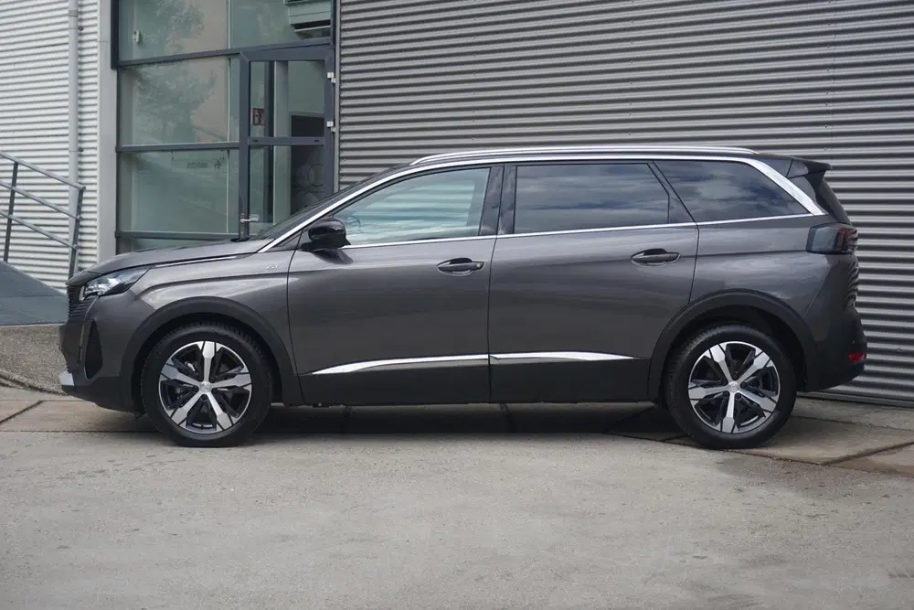 Peugeot 5008 1.2 TURBO 130 GT AUTOMAAT 7-Persoons uit 2023, foto 3