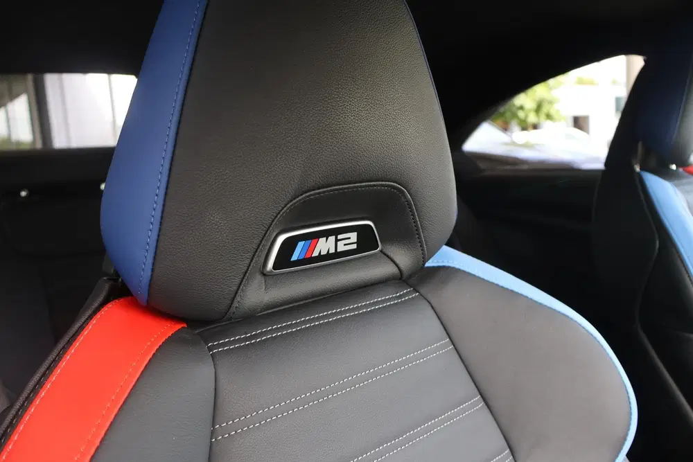 BMW 2-serie 2-serie Coupé M2 uit 2024, foto 9