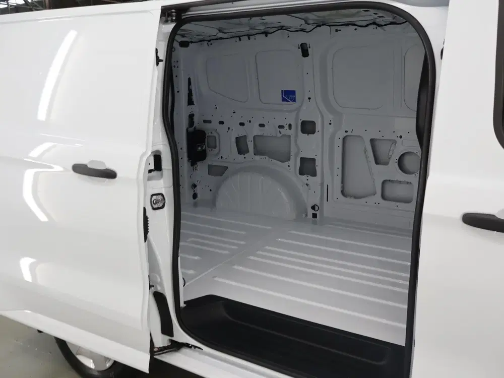 Ford Transit Custom 300 uit 2024, foto 11