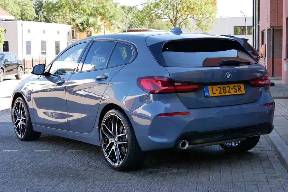 BMW 1-serie 118i Executive. sport.navi.sportstoel.vitu uit 2021, foto 6