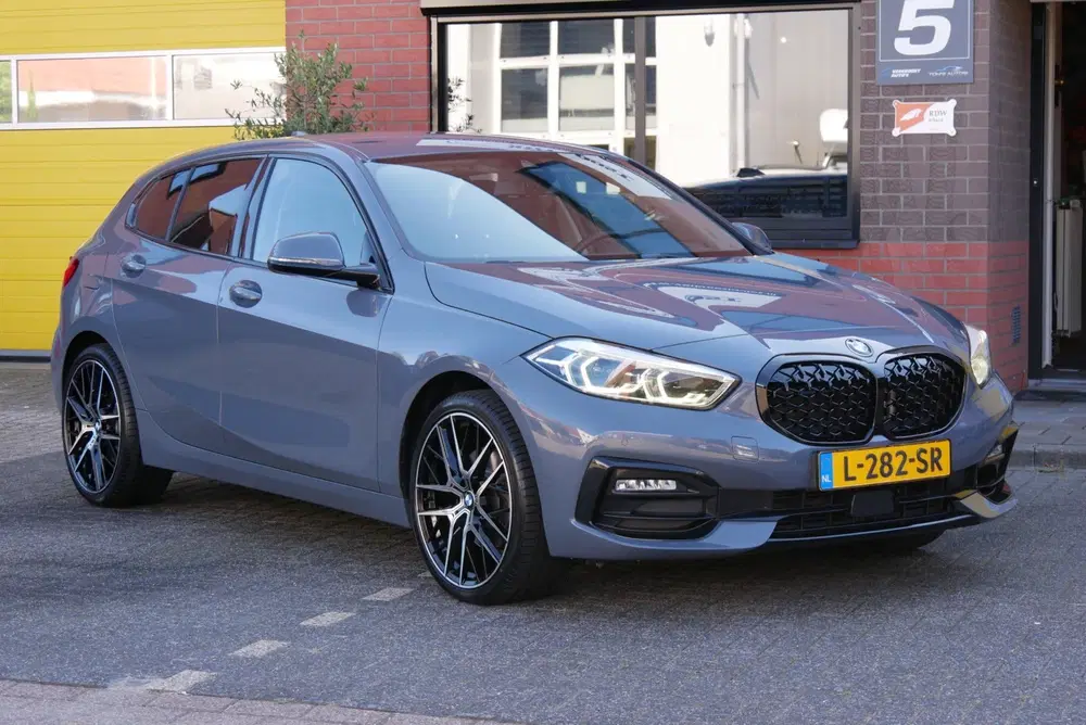 BMW 1-serie 118i Executive. sport.navi.sportstoel.vitu uit 2021, foto 9