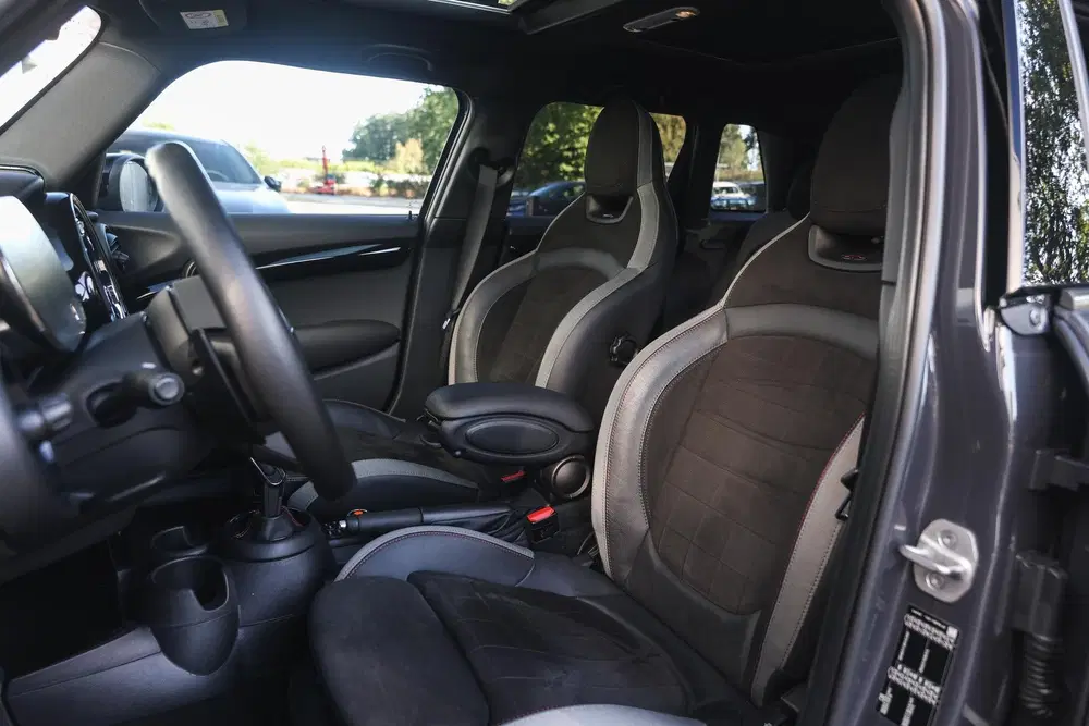 Mini Hatchback Cooper S Hammersmith Automaat uit 2021, foto 12