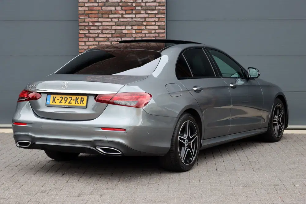 Mercedes-Benz E-Klasse 200 AMG Line uit 2021, foto 7