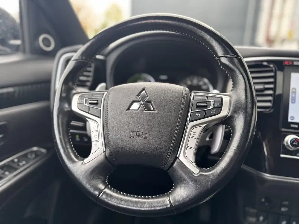 Mitsubishi Outlander 2.4 PHEV Instyle uit 2021, foto 14