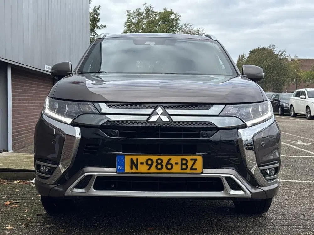 Mitsubishi Outlander 2.4 PHEV Instyle uit 2021, foto 7