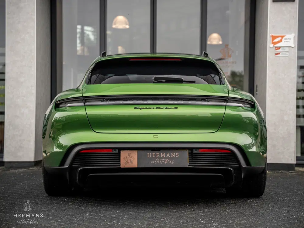 Porsche Taycan Sport Turismo Turbo S 93 kWh uit 2022, foto 9