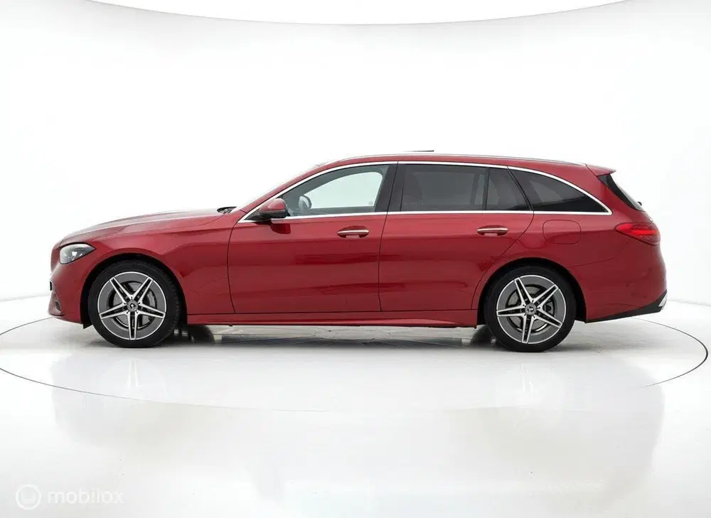 Mercedes-Benz C-Klasse Mercedes C-klasse Estate 300 e AMG Line uit 2022, foto 6