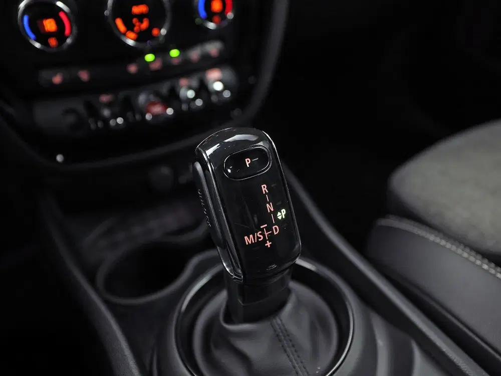Mini Clubman 1.5 One Sport Automaat (FACELIFT uit 2019, foto 12
