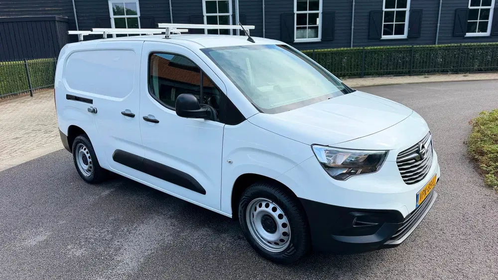 Opel Combo 1.5D L2H1 EDITION APPLE CARPLAY AIRCO uit 2022, foto 12