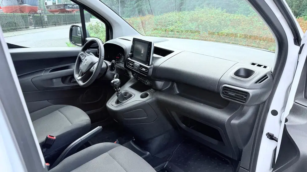Opel Combo 1.5D L2H1 EDITION APPLE CARPLAY AIRCO uit 2022, foto 13