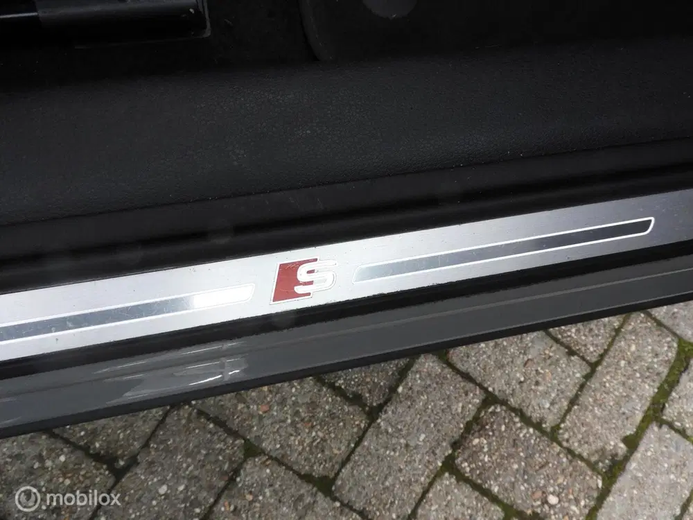 Audi Q2 30 TFSI S-Line uit 2019, foto 11