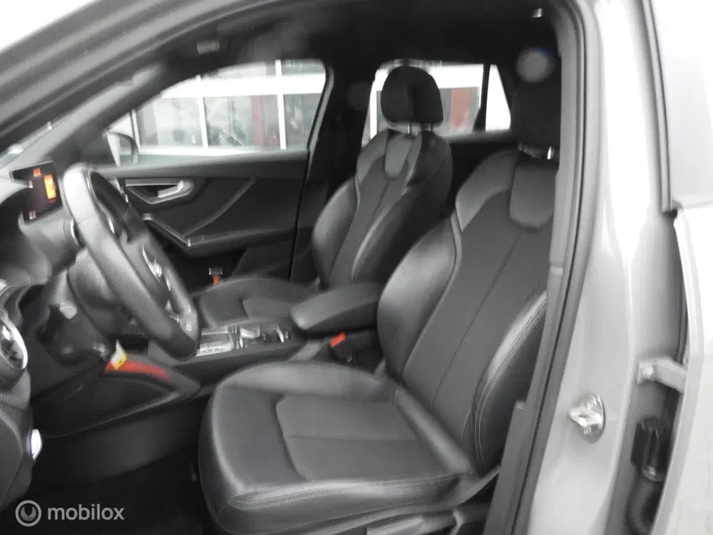 Audi Q2 30 TFSI S-Line uit 2019, foto 13