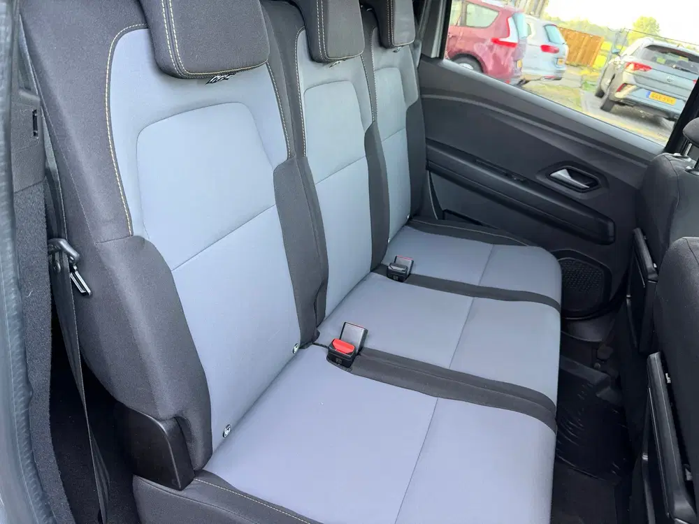 Dacia Jogger 1.6 Hybrid 140 Extreme 7p automaat (bj 202 uit 2024, foto 14