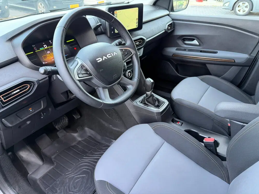 Dacia Jogger 1.6 Hybrid 140 Extreme 7p automaat (bj 202 uit 2024, foto 3