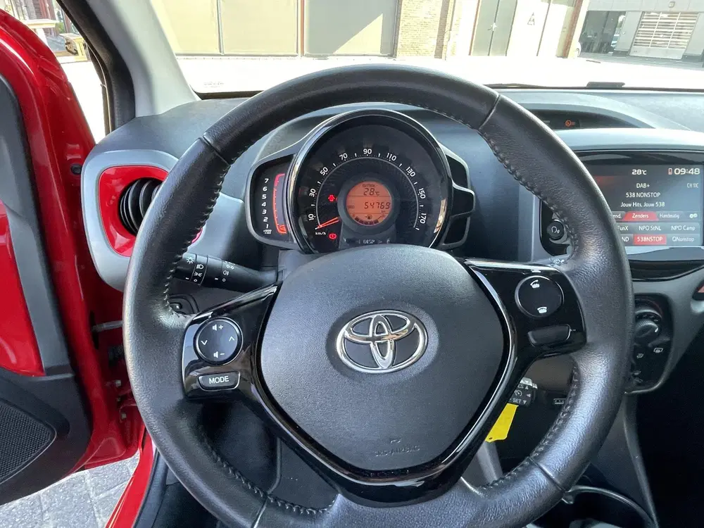 Toyota Aygo 1.0 VVT-i x-play uit 2021, foto 11