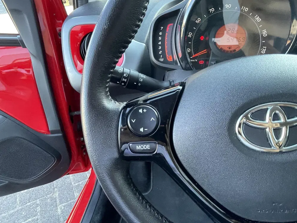 Toyota Aygo 1.0 VVT-i x-play uit 2021, foto 12