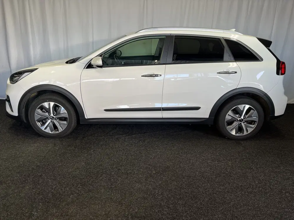 Kia Niro DynamicPlusLine 64 kWh 1E EIGN uit 2021, foto 2