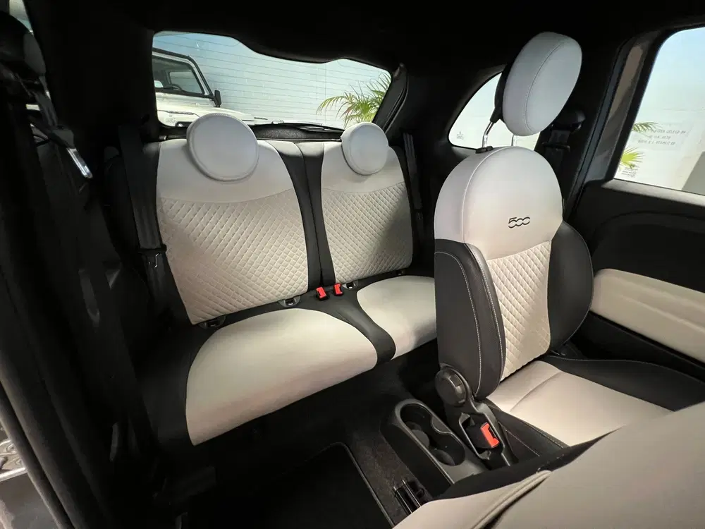 Fiat 500 1.0 Hybrid Dolcevita Lederen bekleding uit 2023, foto 11