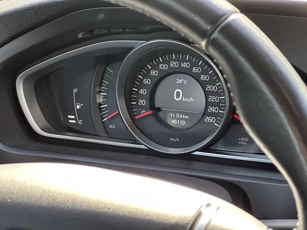 Volvo V40 2.0 T2 Edition 122PK uit 2019, foto 6