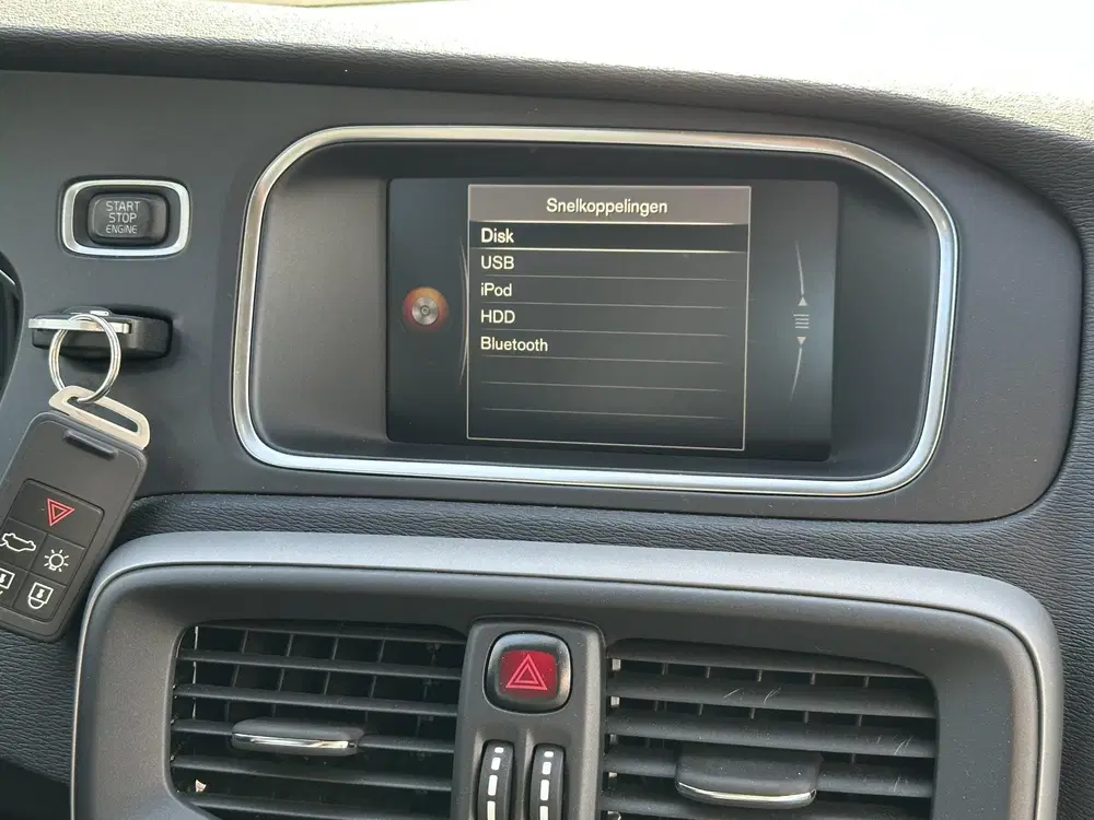 Volvo V40 2.0 T2 Edition 122PK uit 2019, foto 9