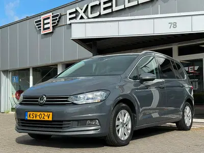 Volkswagen Touran 1.5 TSI DSG Highline uit 2021