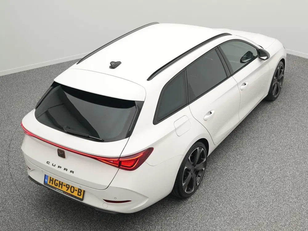 Cupra Leon 1.4 e-Hybrid 245pk VZ uit 2022, foto 13