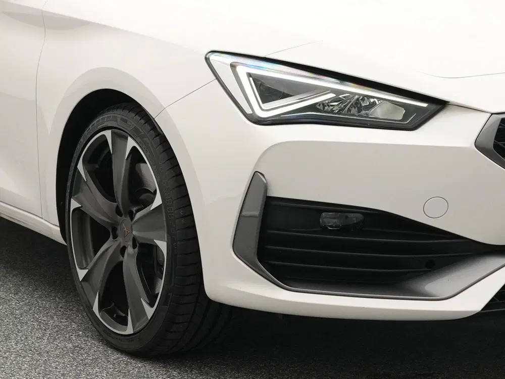 Cupra Leon 1.4 e-Hybrid 245pk VZ uit 2022, foto 14