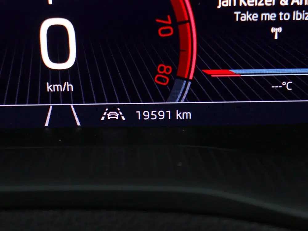 Skoda Karoq 1.5 TSI ACT Business Edition uit 2025, foto 4