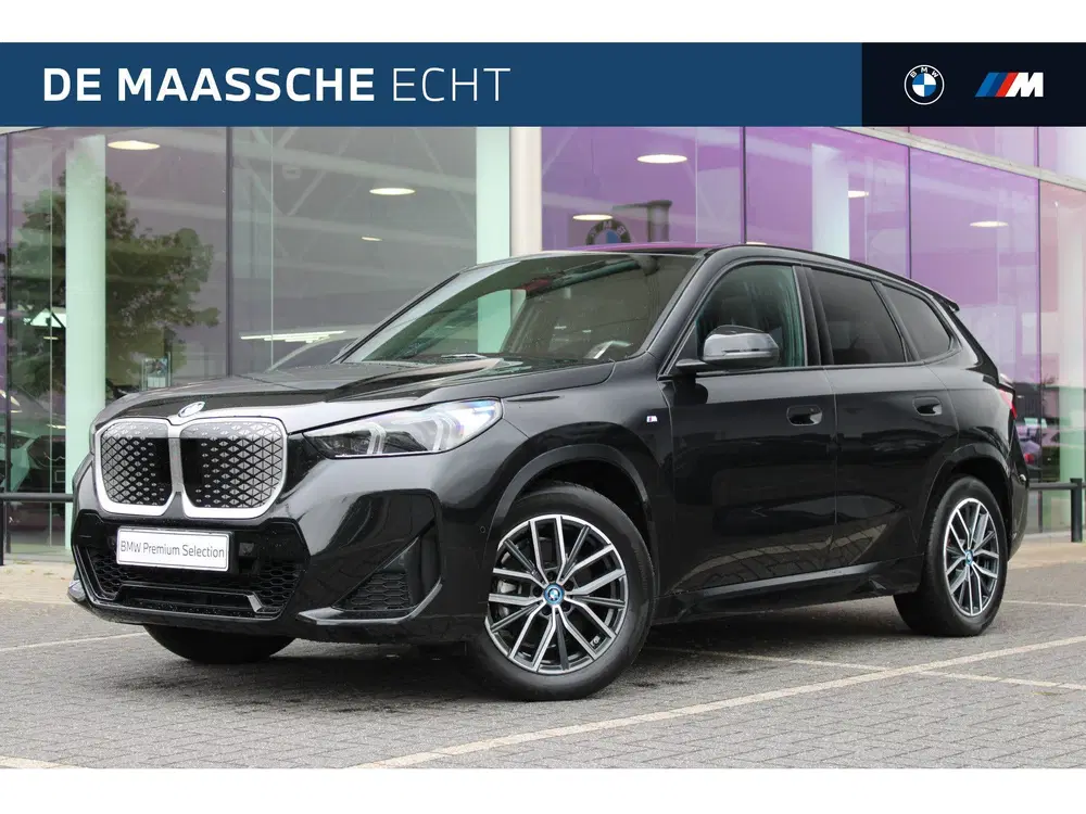 BMW iX1 xDrive30 M Sport uit 2024
