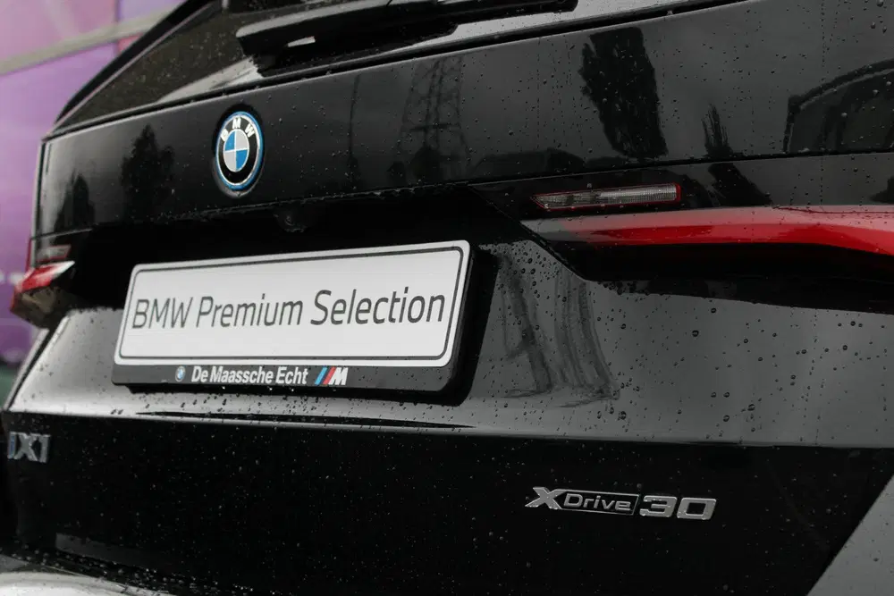 BMW iX1 xDrive30 M Sport uit 2024, foto 14